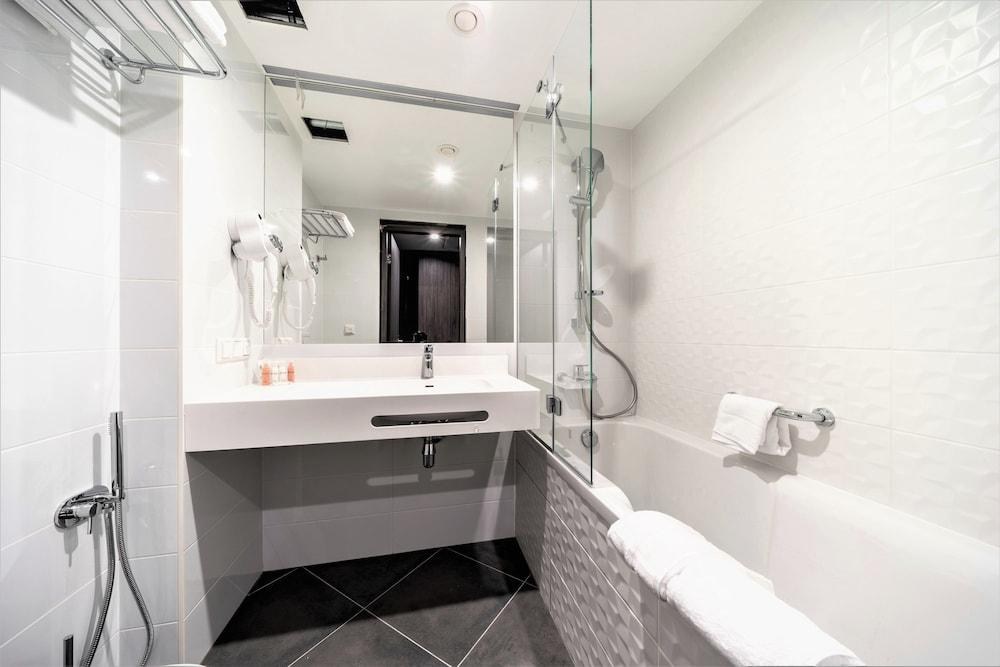 WELLTON RIVERSIDE SPA photo 3