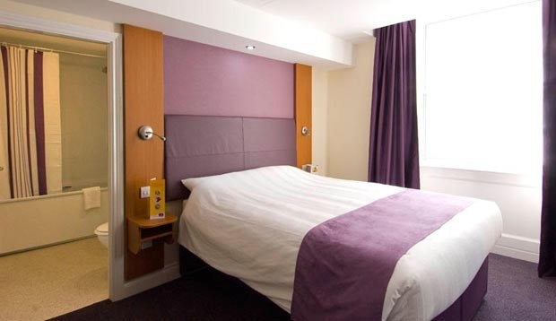 Premier Inn Premier Inn London Victoria photo 1