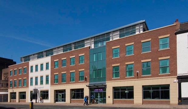 Premier Inn York City - Blossom St South