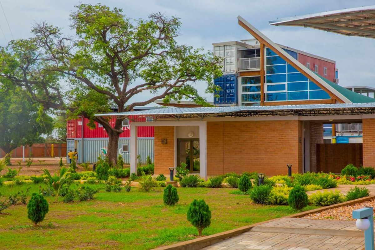 DUNIA HOTEL LOUMBILA
