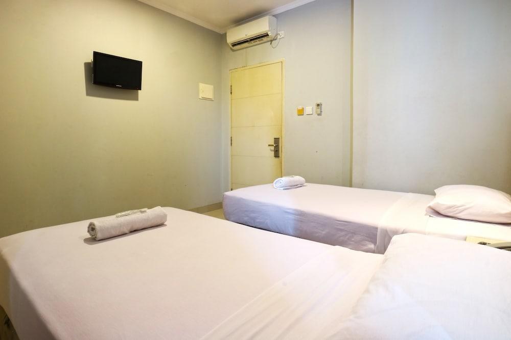 HOTEL ANTARA photo 2