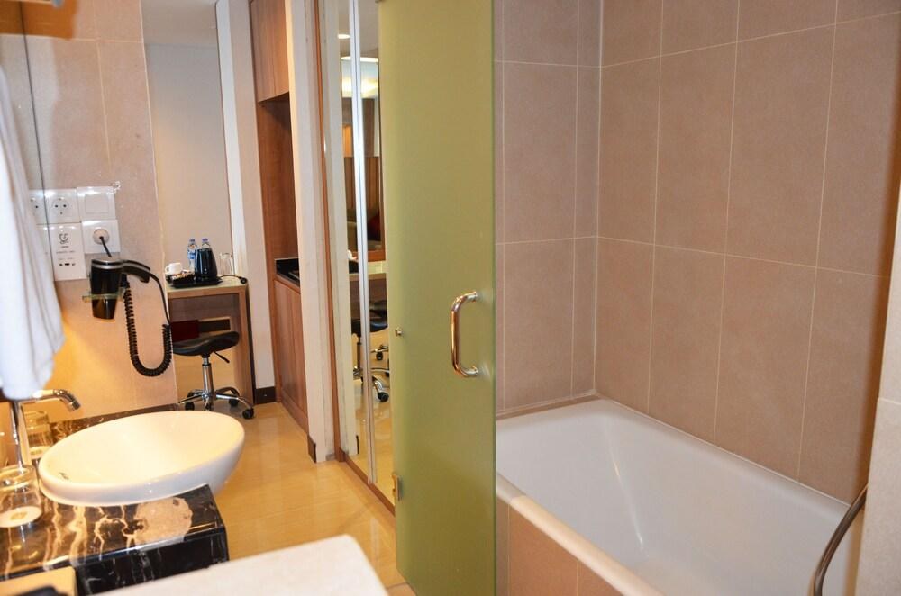 d'primahotel Mega Kuningan photo 3