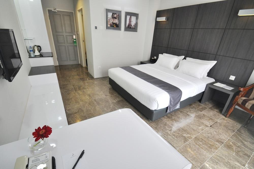 Dreamtel Jakarta Hotel photo 2