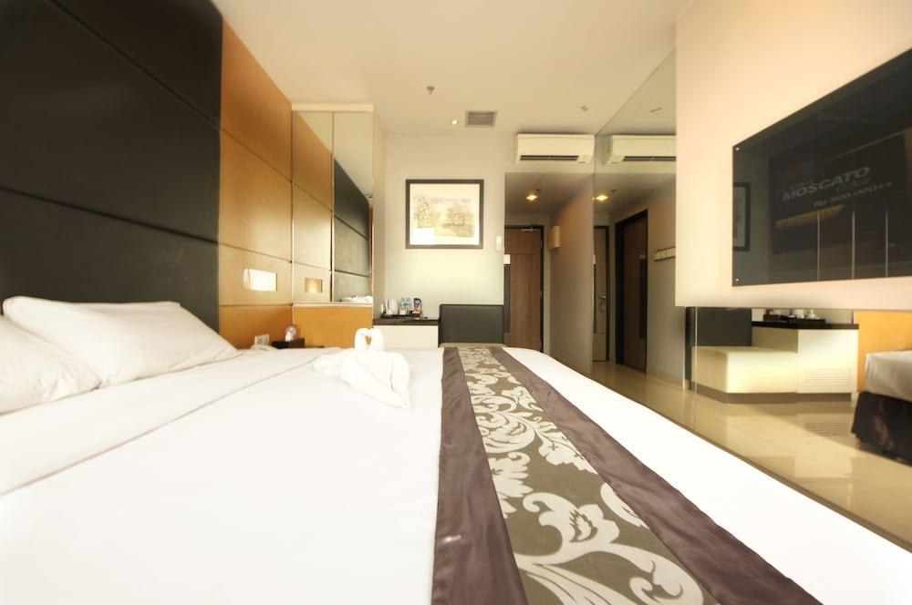 B Fashion Hotel photo 1