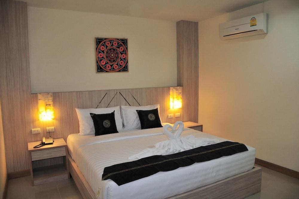 The Cocoon Patong Hotel photo 1