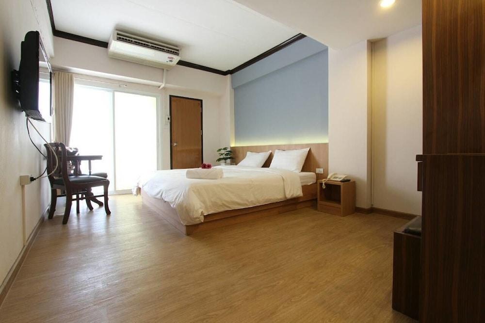 Beerapan Hotel photo 2