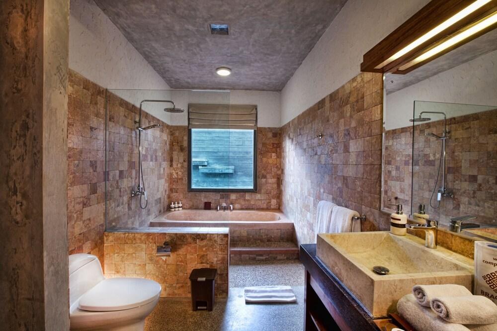 Bracha Villas photo 3