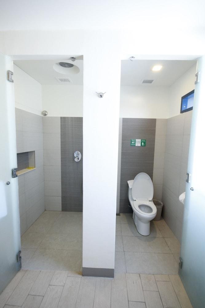 Go Hotels Otis-Manila ¿ Multi-Use Hotel photo 3