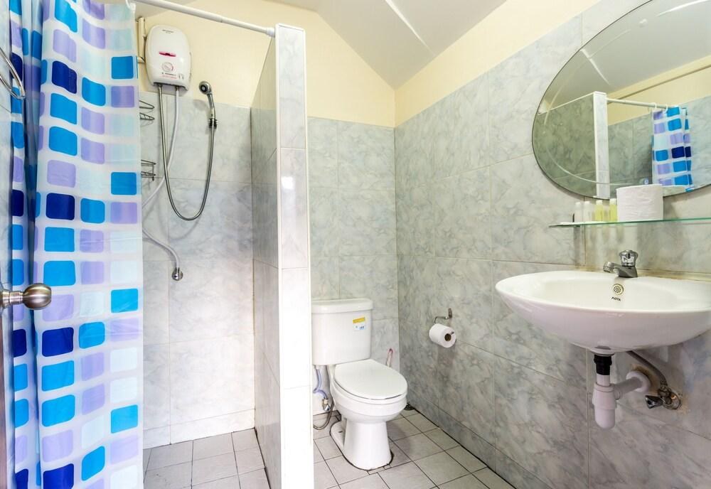 ERIKSSON GUESTHOUSE photo 3