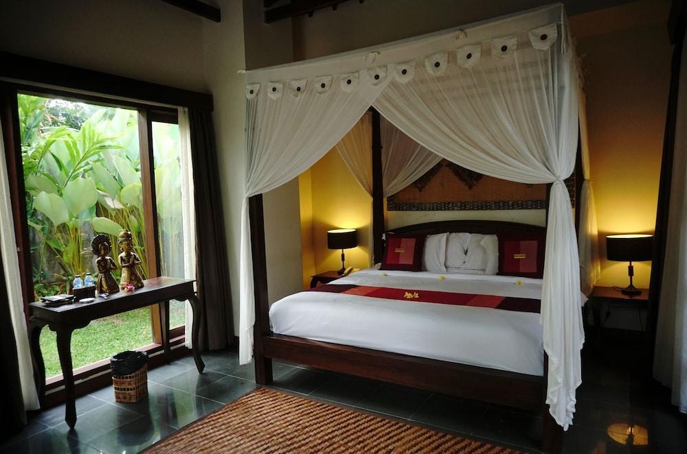 Ubud Raya Villa photo 2