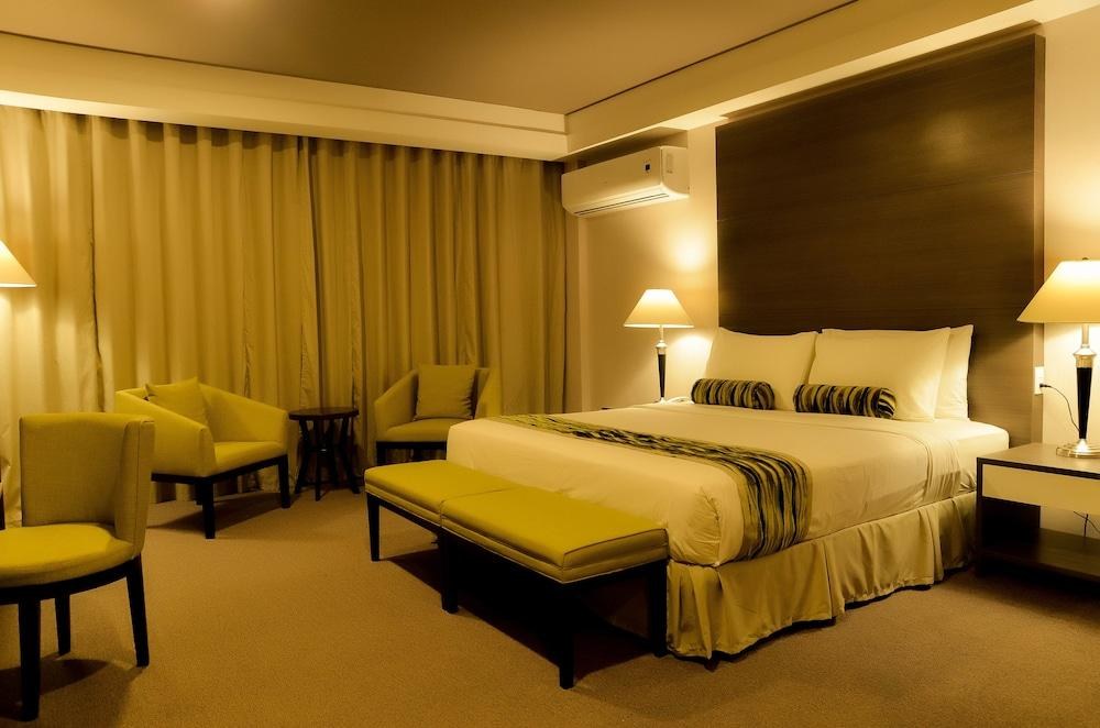 88 Courtyard Hotel photo 2