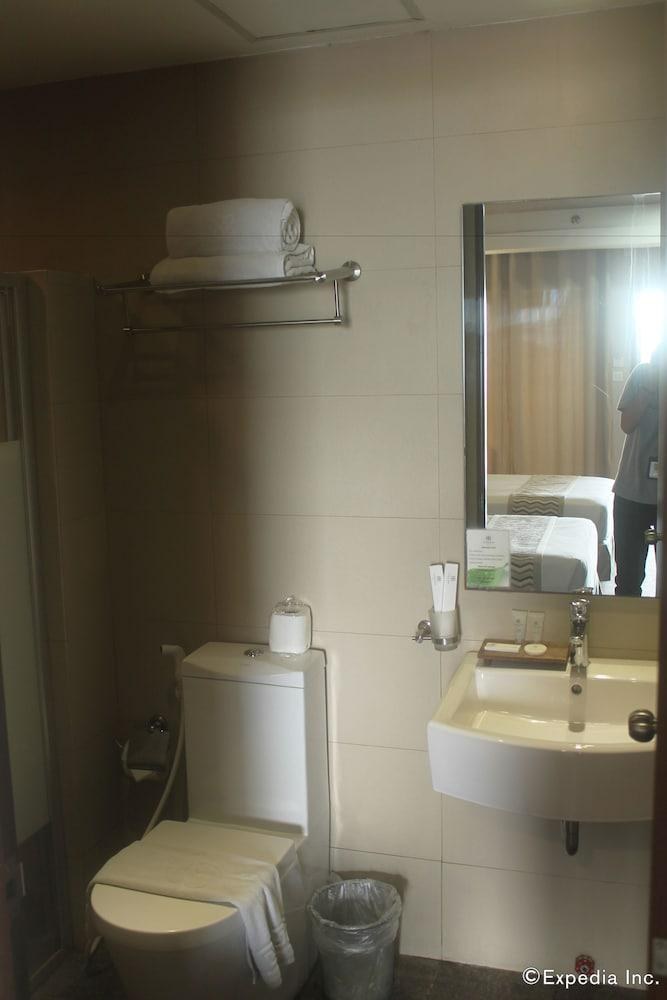 88 Courtyard Hotel photo 3