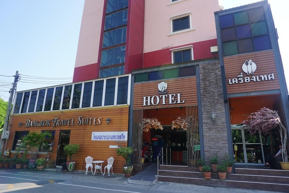 Bangkok Travel Suites Hotel