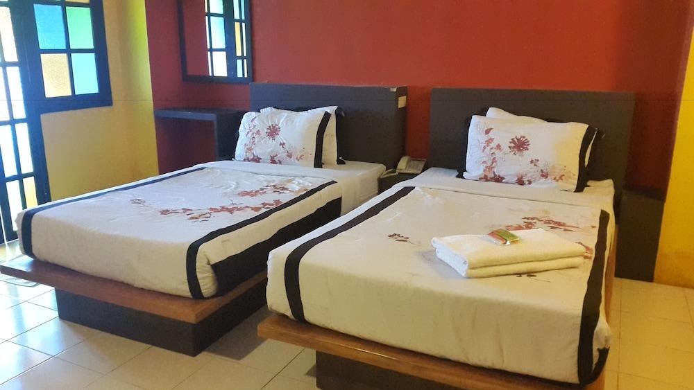 Bangkok Travel Suites Hotel photo 1