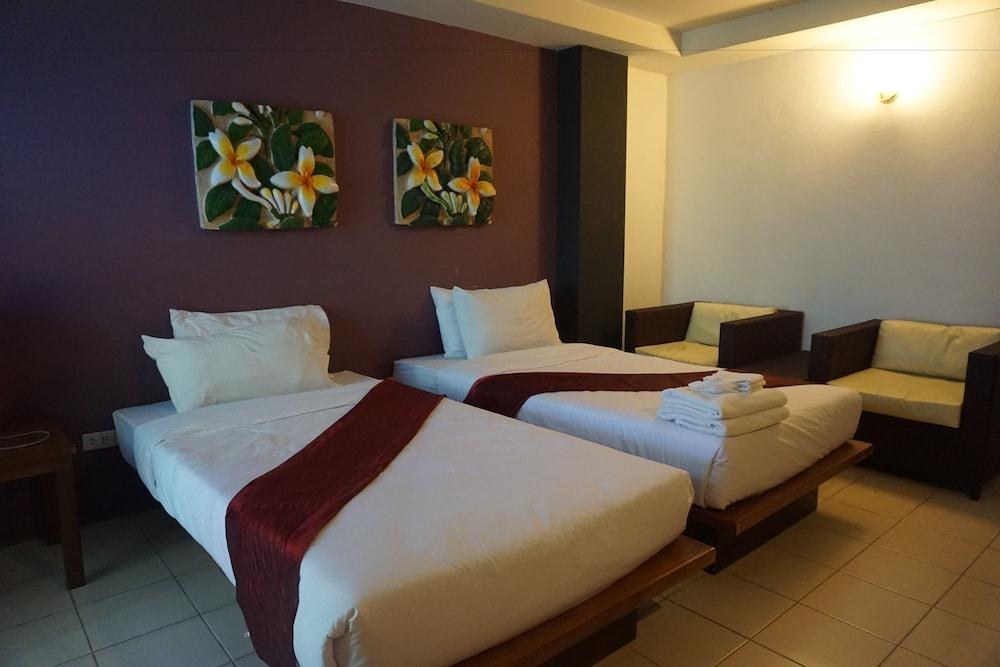 Bangkok Travel Suites Hotel photo 2