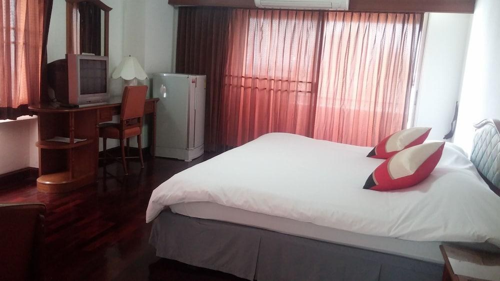 Interchange Tower Serviced Apartment photo 1