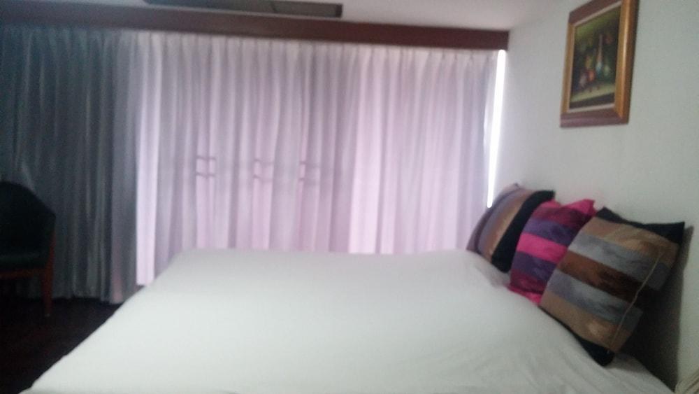 Interchange Tower Serviced Apartment photo 2