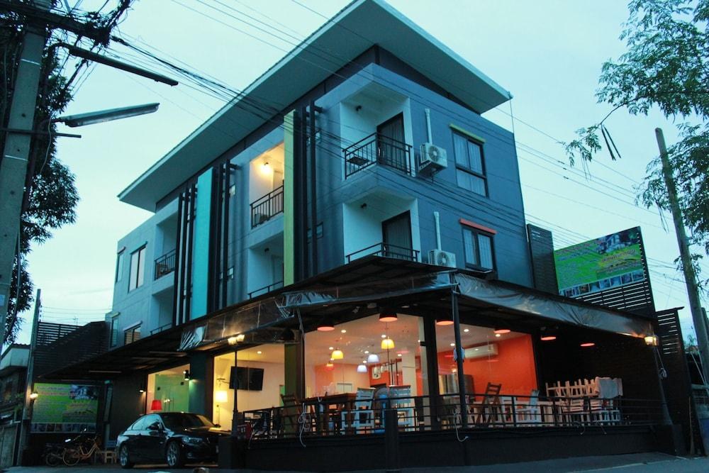 Donmuang Airport Modern Bangkok Hotel