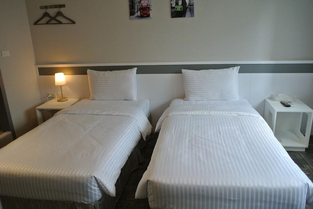 9ine Hotel photo 1