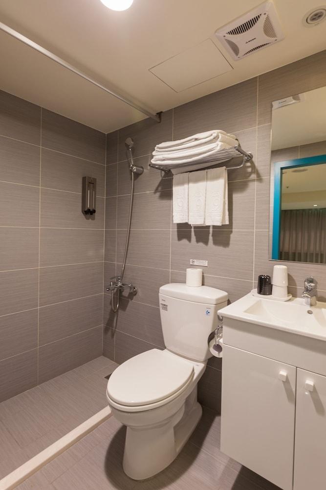 9ine Hotel photo 3