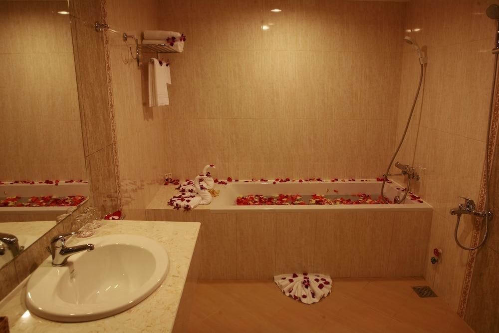 SAI GON BOOK HOTEL photo 3