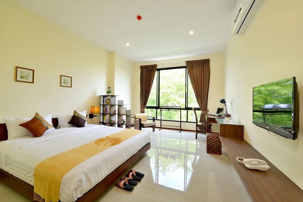 The Choice Hotel - Adults Only photo 1