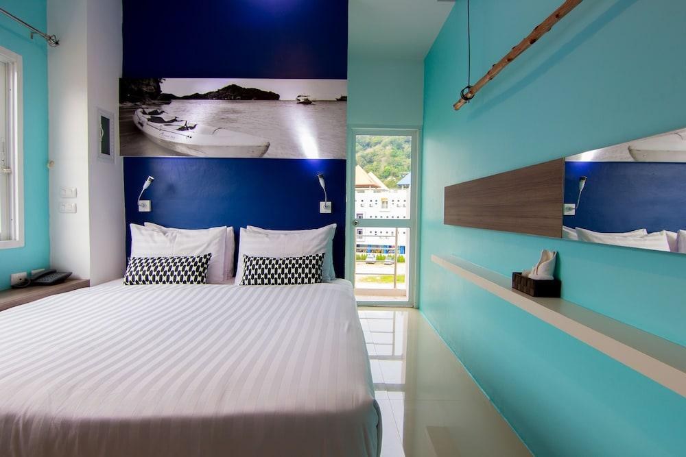 The Journey Patong Hotel photo 1