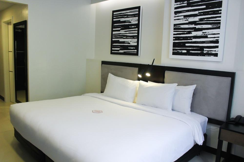 Summit Hotel Magnolia photo 2
