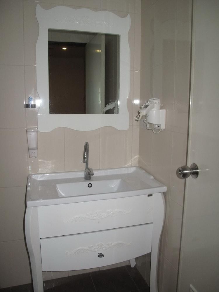 QG Resort photo 3