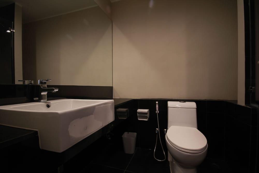 Sereine Sukhumvit 39 Hotel photo 3