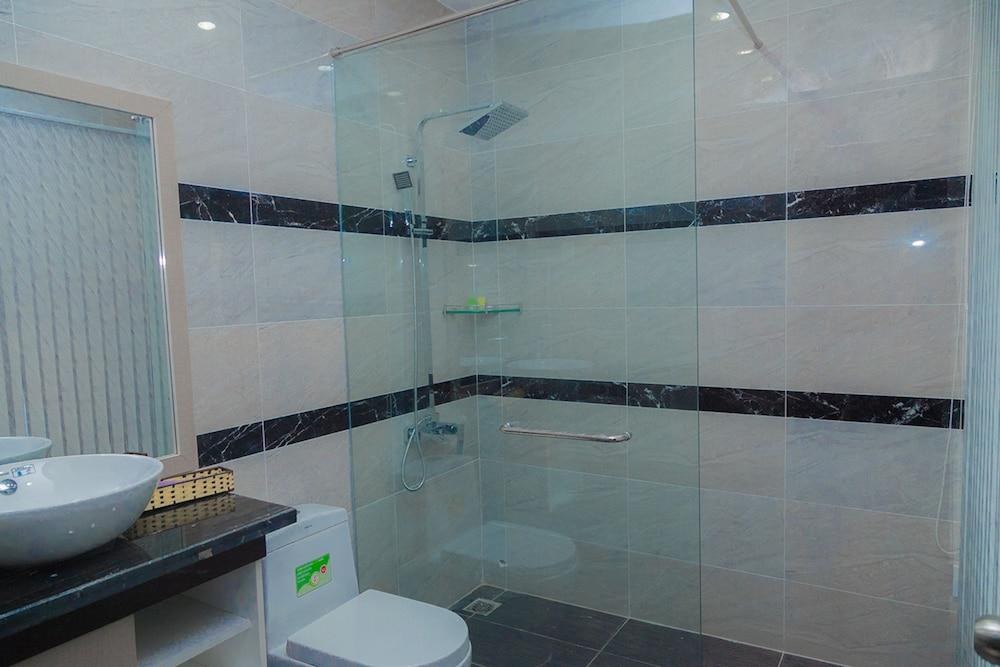 EDEN ROC HOTEL photo 3