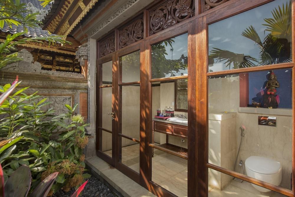 Dwaraka The Royal Villas photo 3
