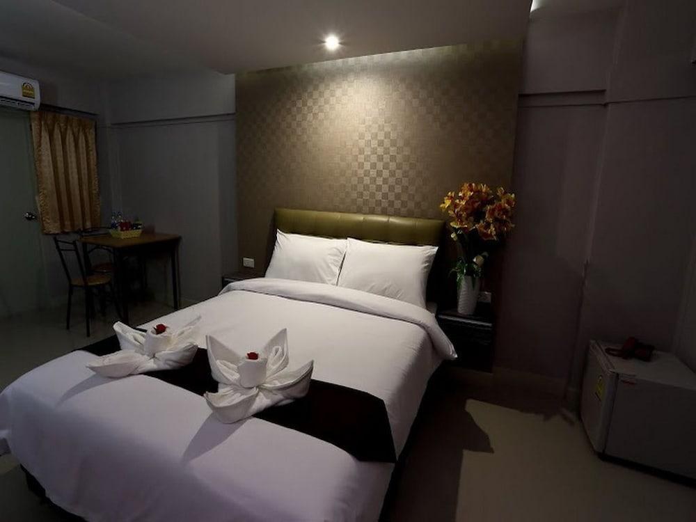 NRC Residence Suvarnabhumi photo 1