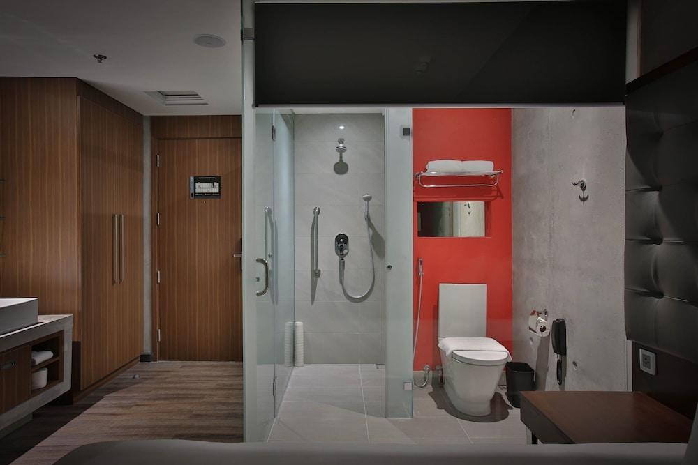 The B Hotel Quezon City photo 3