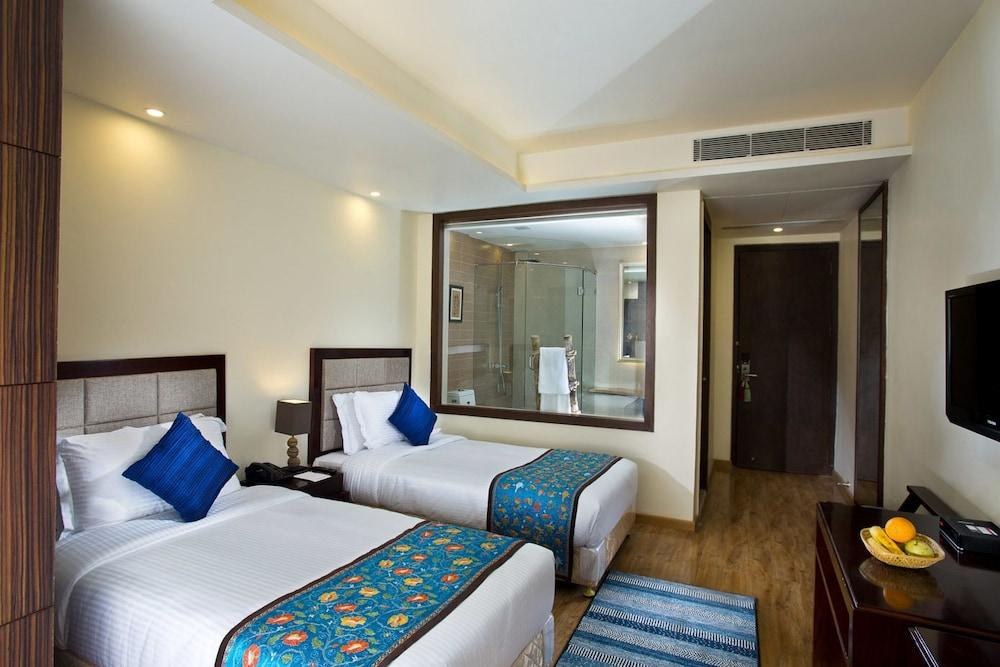 Pipal Tree Hotel photo 1