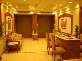 Solitaire Hotel photo 1