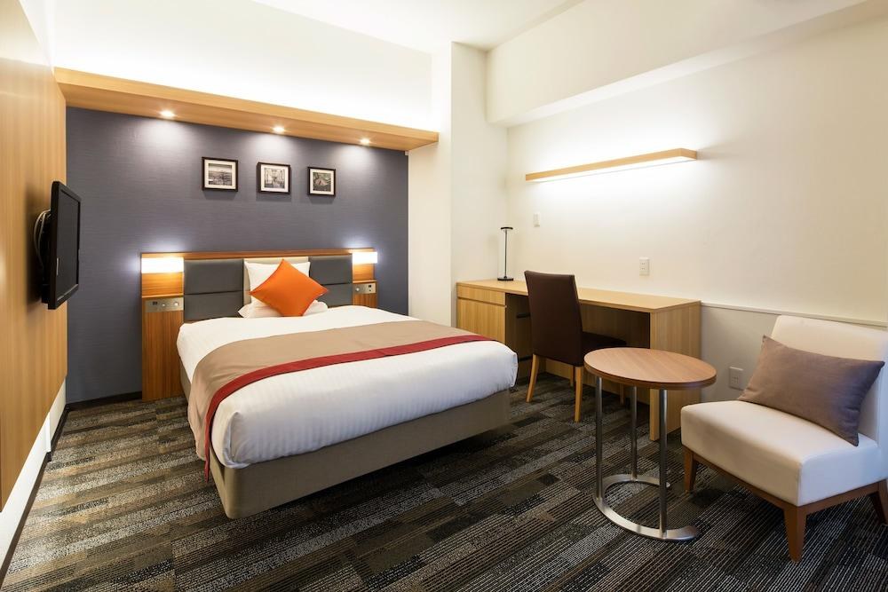 Floral Hotel East Shinsaibashi