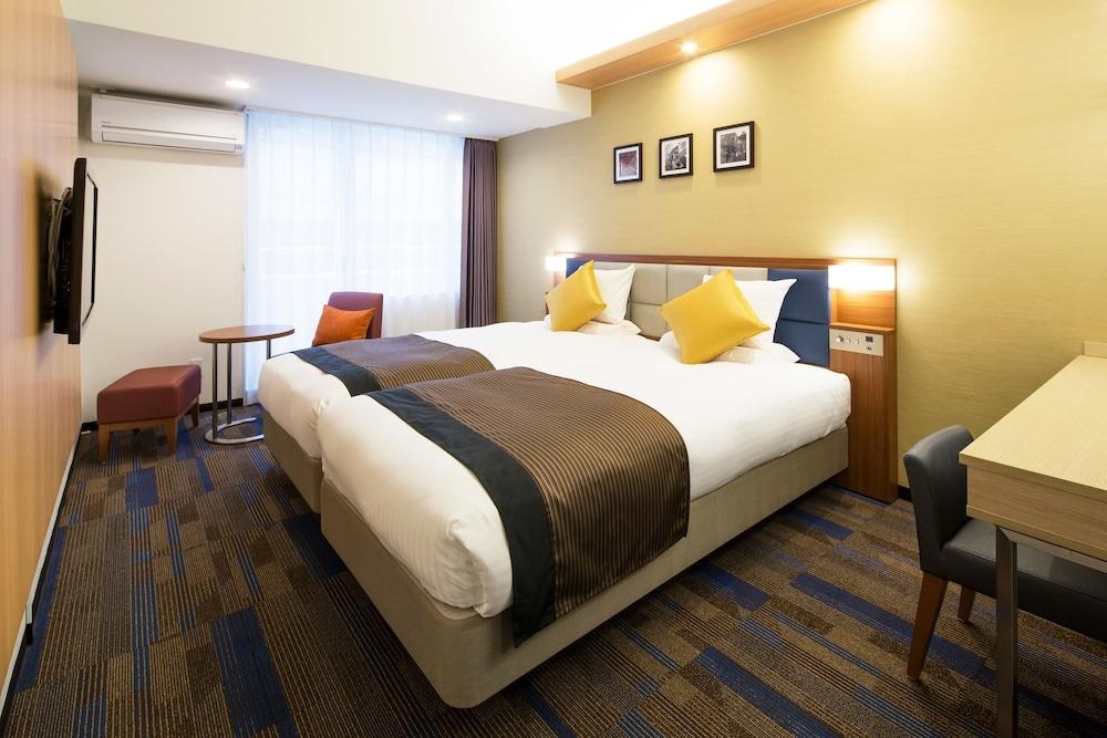 Floral Hotel East Shinsaibashi photo 1