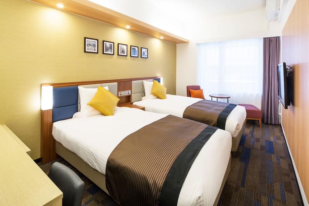 Floral Hotel East Shinsaibashi photo 2