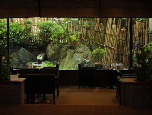 Maple Arima photo 1