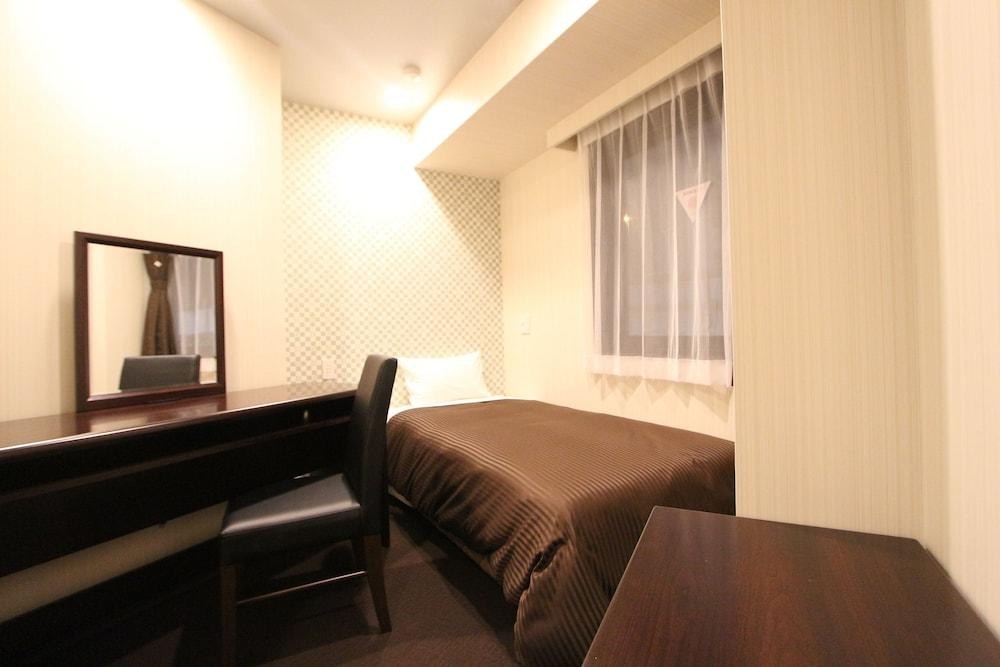 Hotel Livemax Nihombashi-Hakozaki photo 1