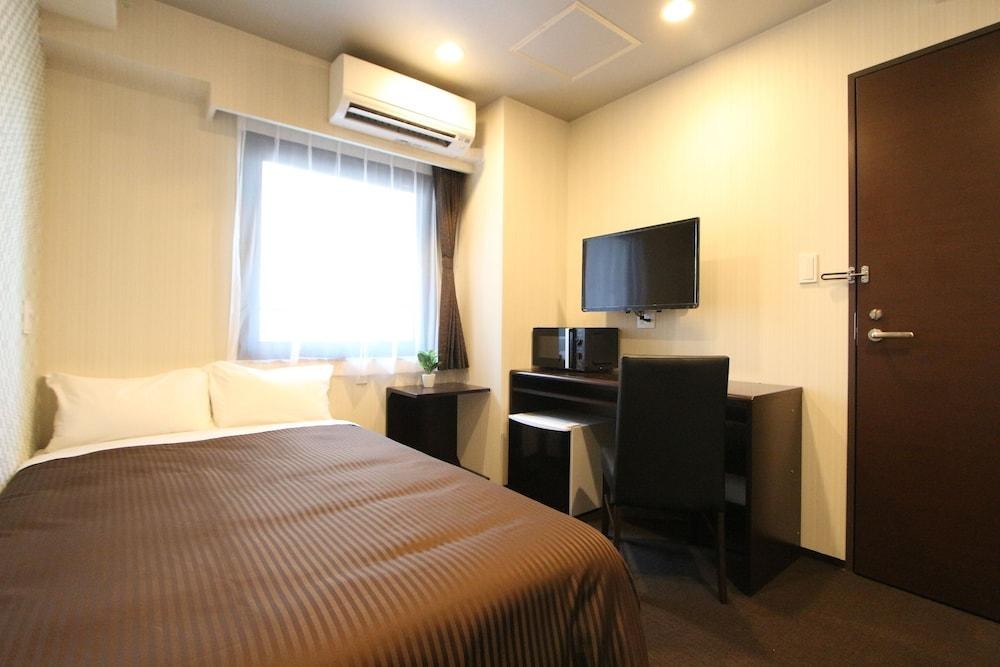 Hotel Livemax Nihombashi-Hakozaki photo 2