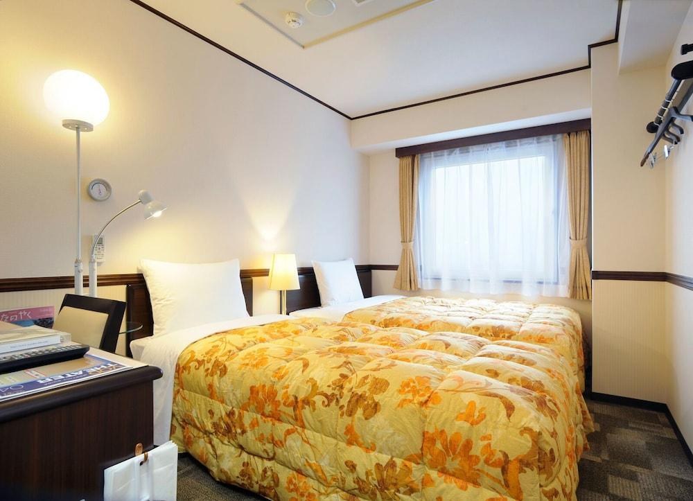 Toyoko Inn Osaka Namba Nippombashi photo 1