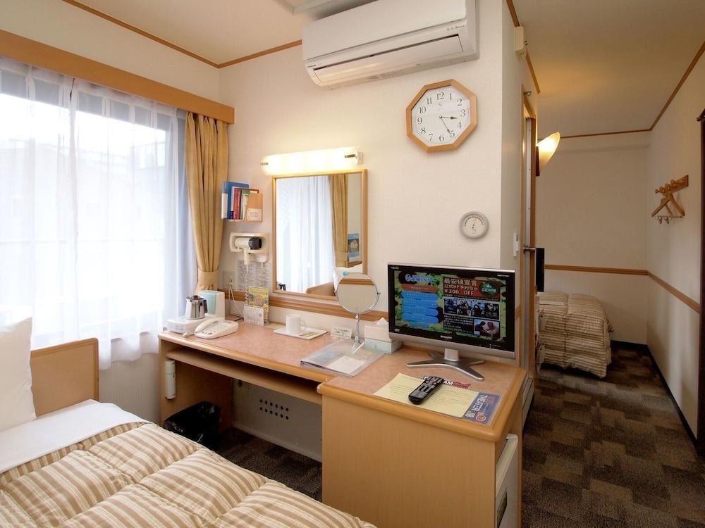 Toyoko Inn Osaka Namba Nippombashi photo 2