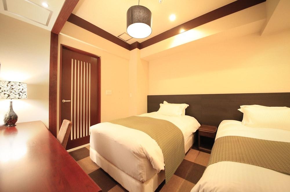 CENTURION HOTEL RESIDENTIAL CABIN TOWER photo 1