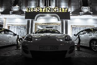 Rest Night Serviced Apartments Alhamra photo 2