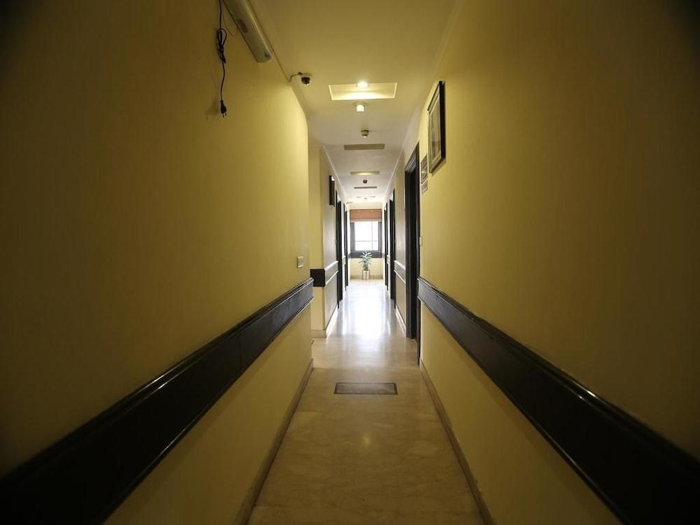 The Oakland Plaza ¿ Nehru Place by Orion Hotels photo 3