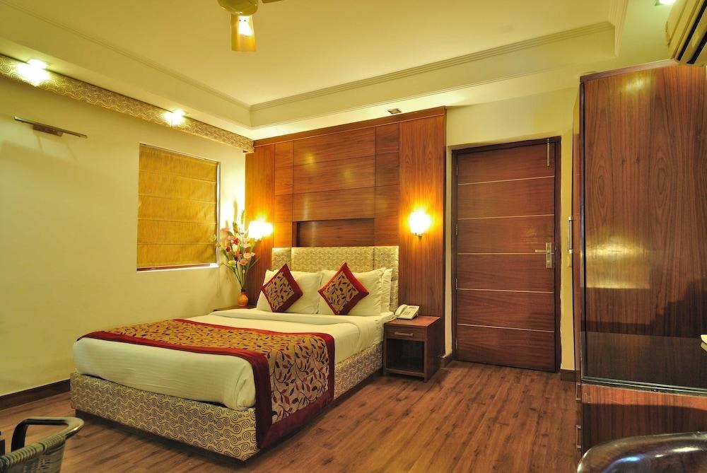 Krishna Residency @ Dwarka photo 1