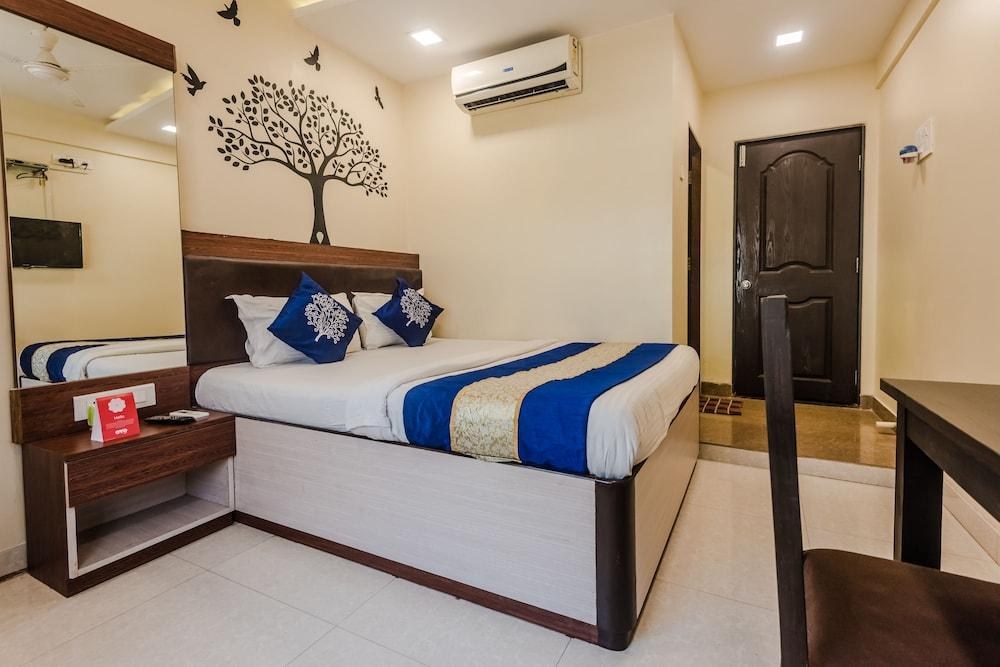 OYO 328 Hotel Royal Grand photo 1