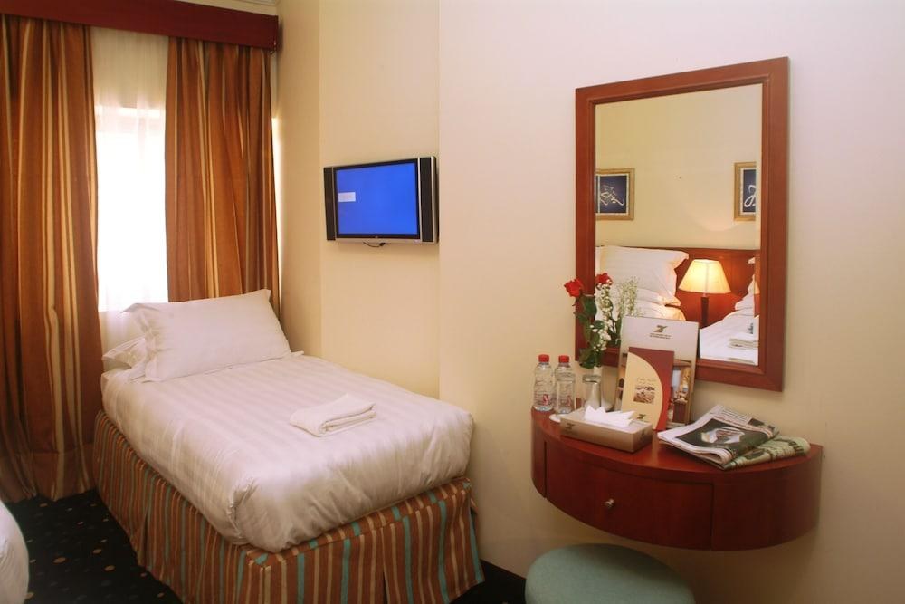 Dar Al Eiman Al Khalil Hotel